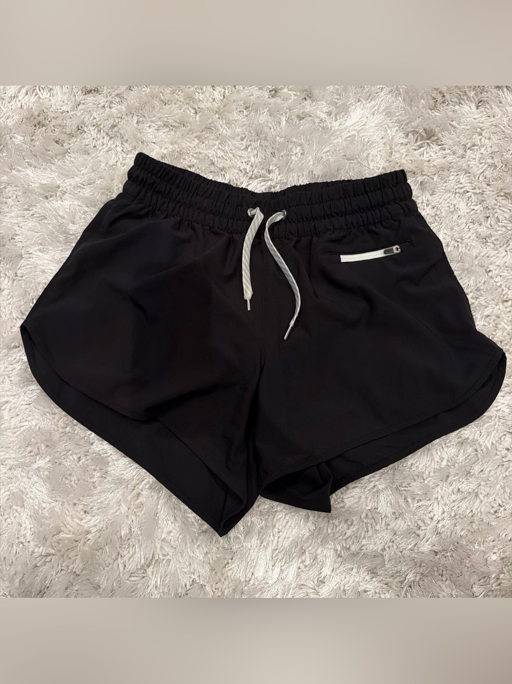 Vuori clementine Black Women's Athletic Drawstring Shorts